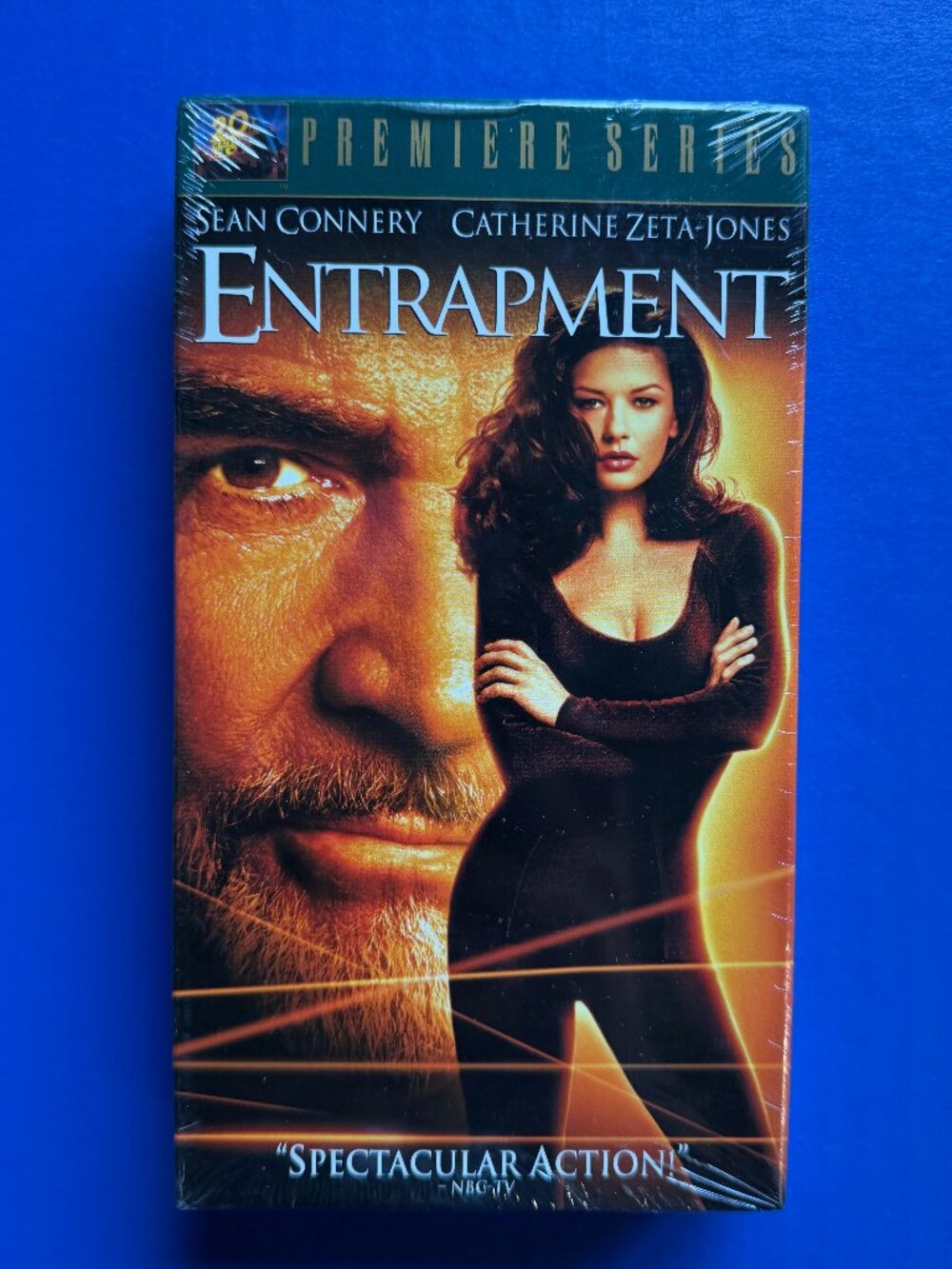 Entrapment VHS 2001 Sean Connery Catherine Zeta-Jones Sealed Fox Bottom Stamp